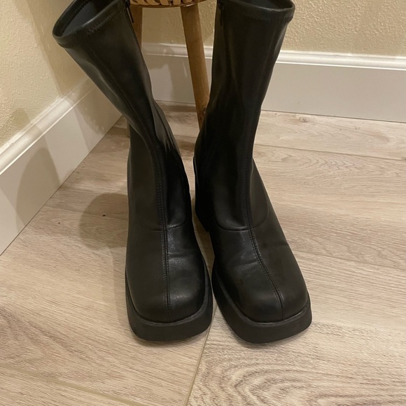 ⚡️SALE⚡️ Steve Madden Platform Ankle Boots - Picture 1 of 6